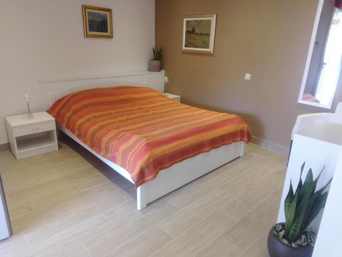 Apartments Haracic ฮวาร์ ภายนอก รูปภาพ